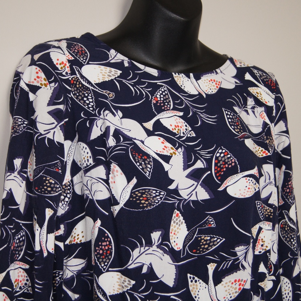 ON Blue Bird Print Tunic Size XS White Doves